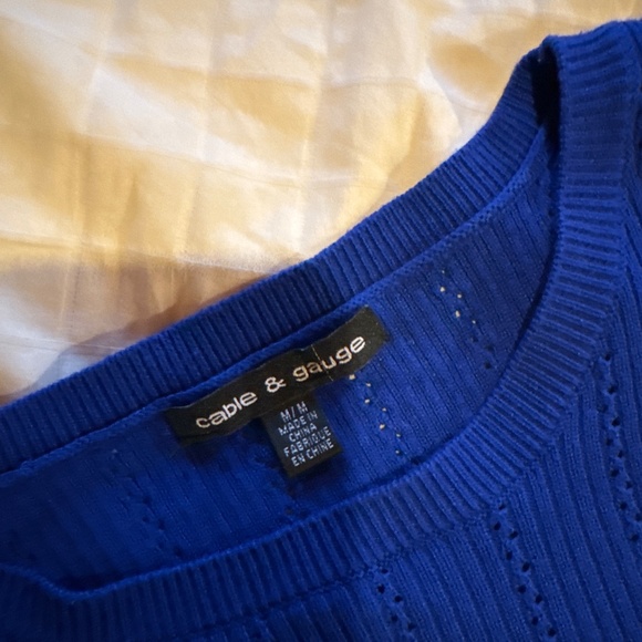 Blue shirt - Picture 2 of 3